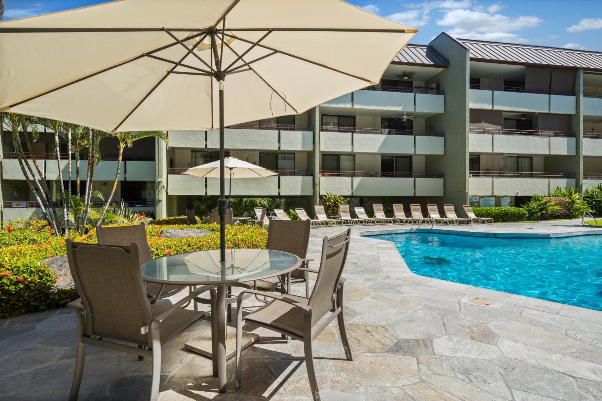 Big Island White Sands Village By Coldwell Banker Island Vacations Kailua-Kona Exterior foto